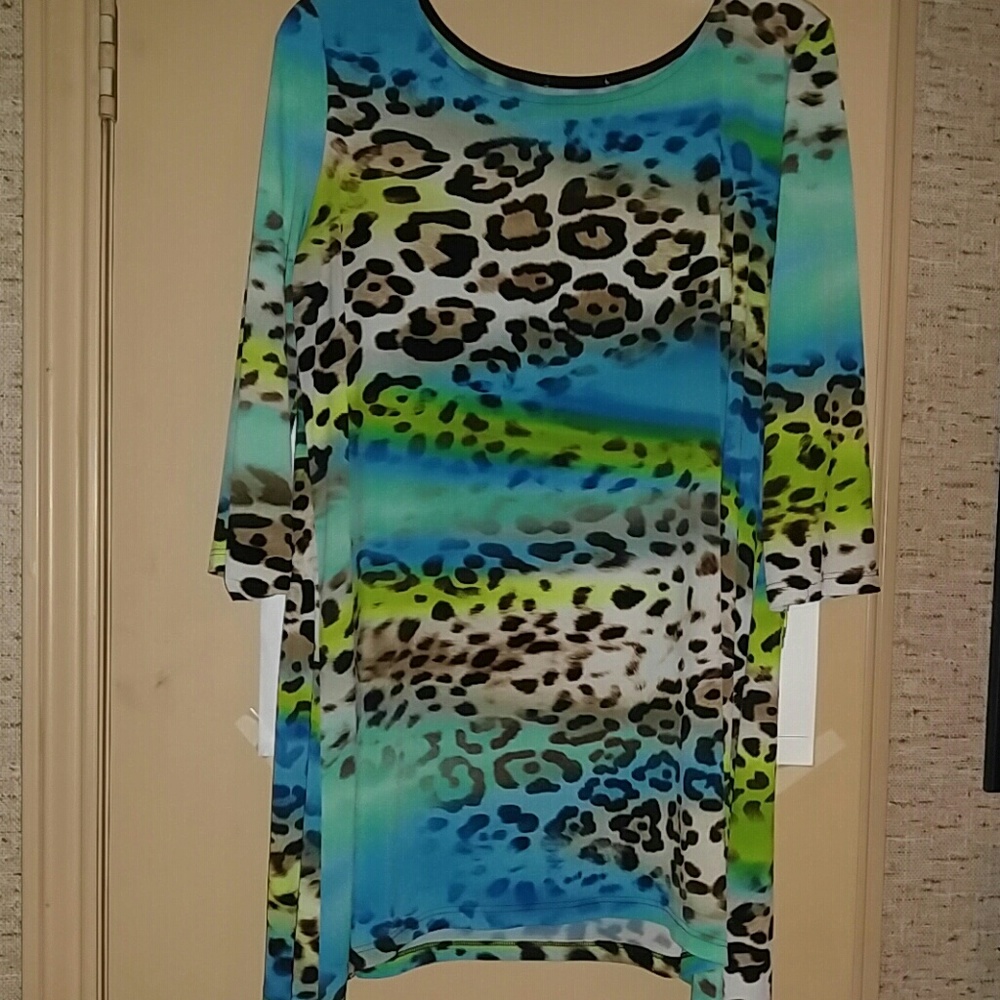 2x shark tail tunic